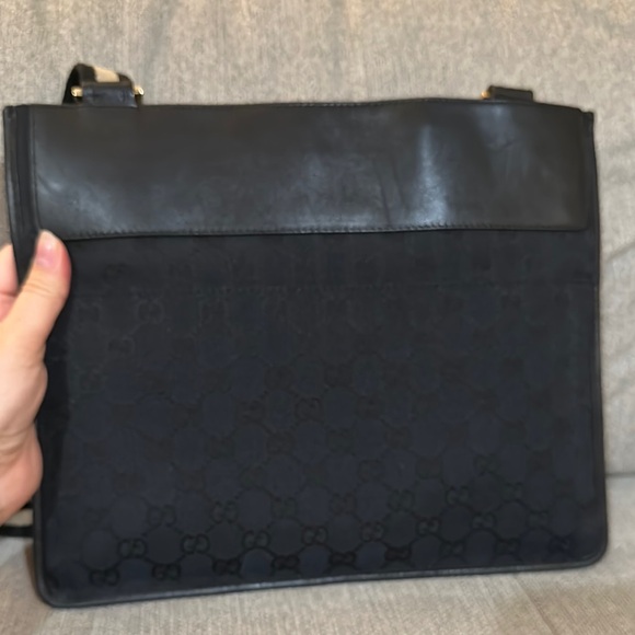 Gucci Bag - Picture 4 of 15